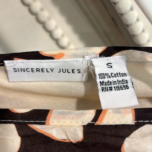 Sincerely Jules Dress Women's
Size Small Floral Boho Peasant Peep Hole Sundress - Picture 5 of 6